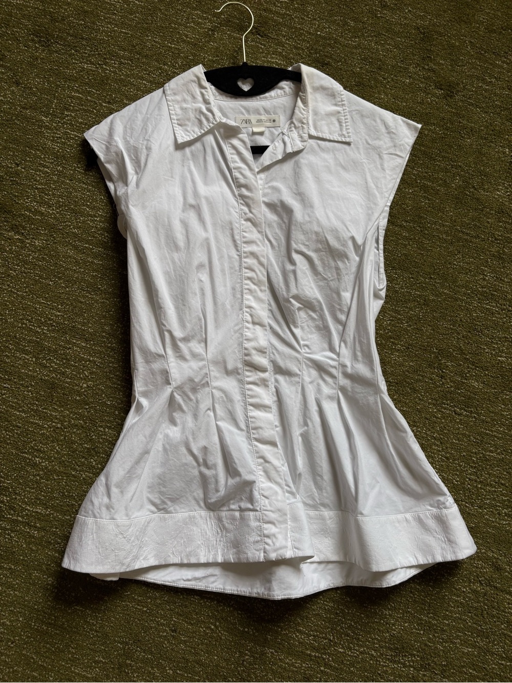 Zara White Sleeveless Button-Front Peplum Shirt